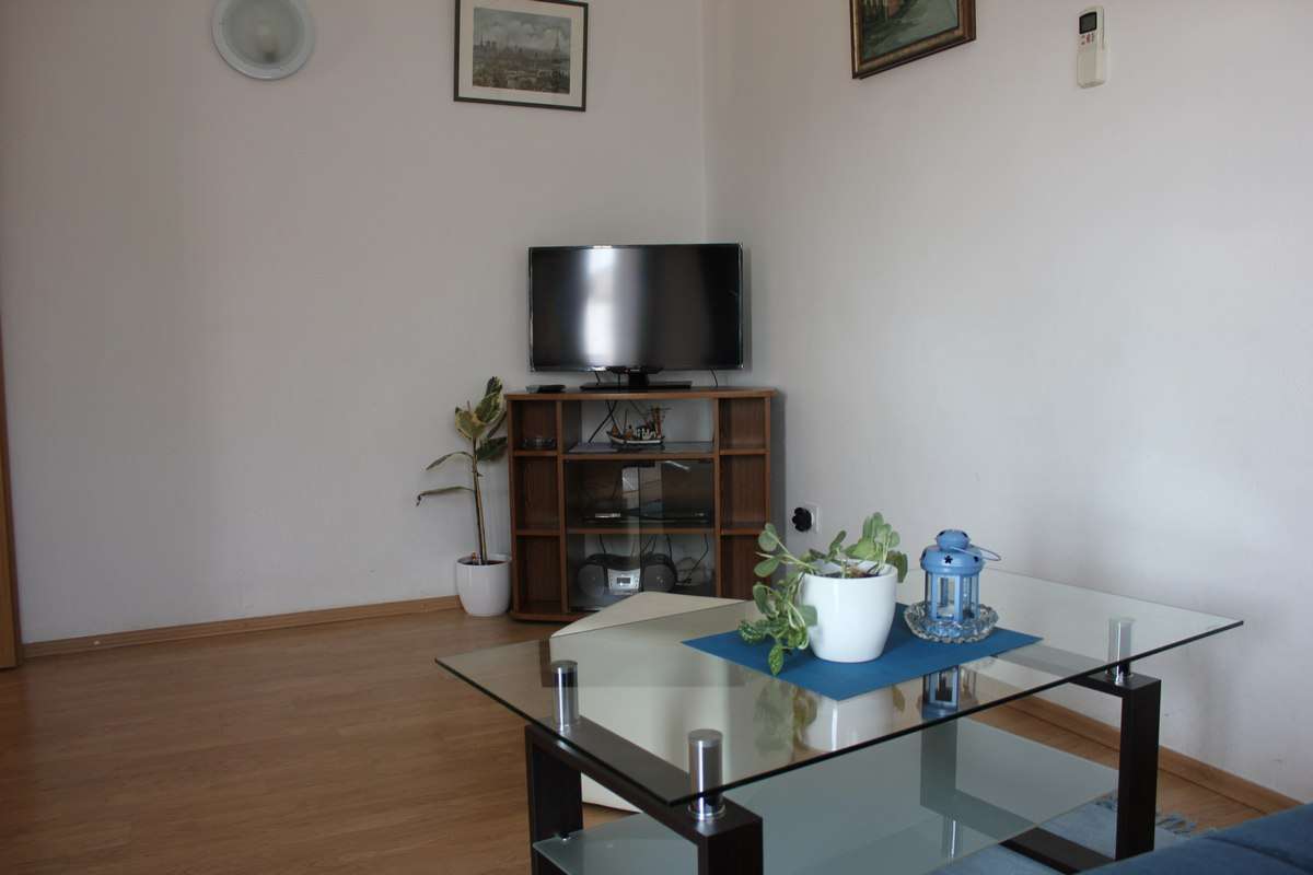 Apartment 2 - 