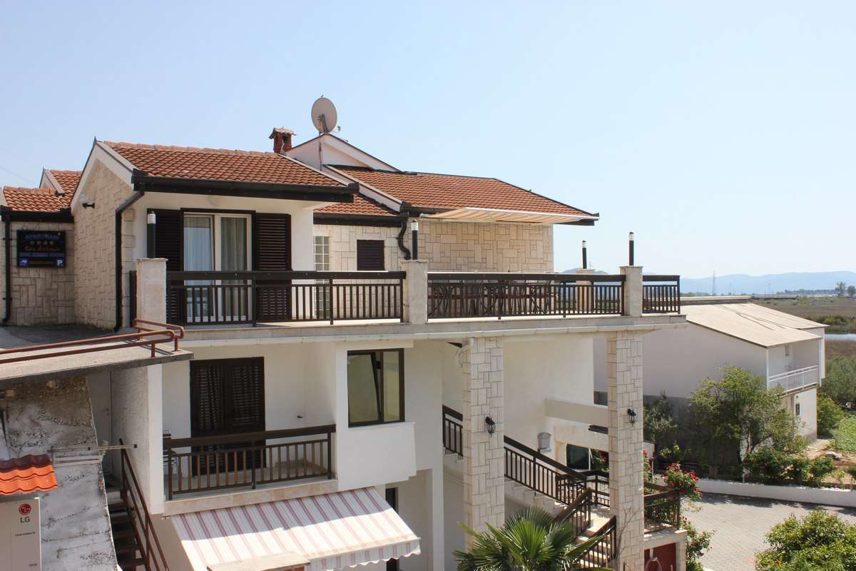 Apartment 1 - 